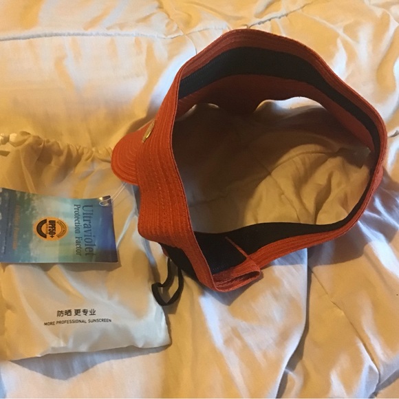 Oh Sunny red visor hat with carry on bag NWT - Picture 6 of 6